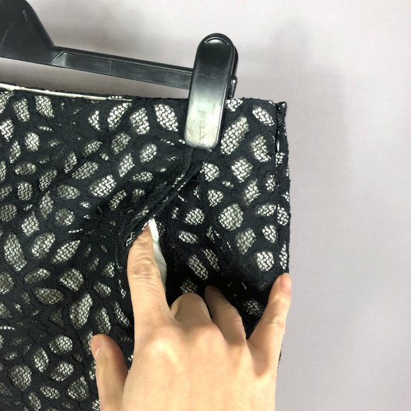 Diane Von Furstenberg Lace Elley Mini Skirt Size 12 - Picture 3 of 10